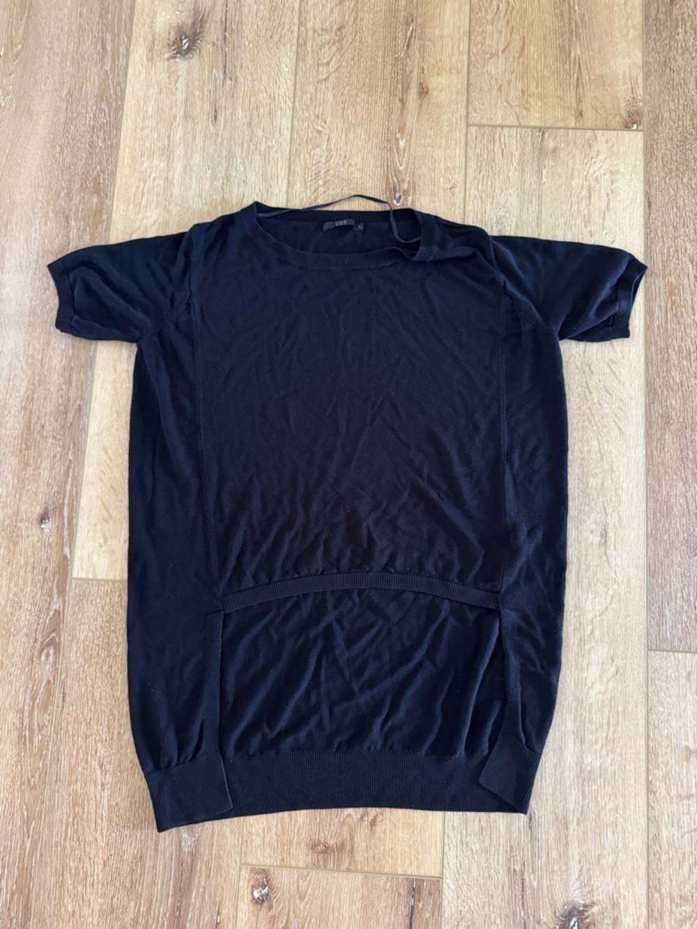 COS | Black Short-Sleeve Crewneck Knit Tee | Hi-Lo Hem | size S